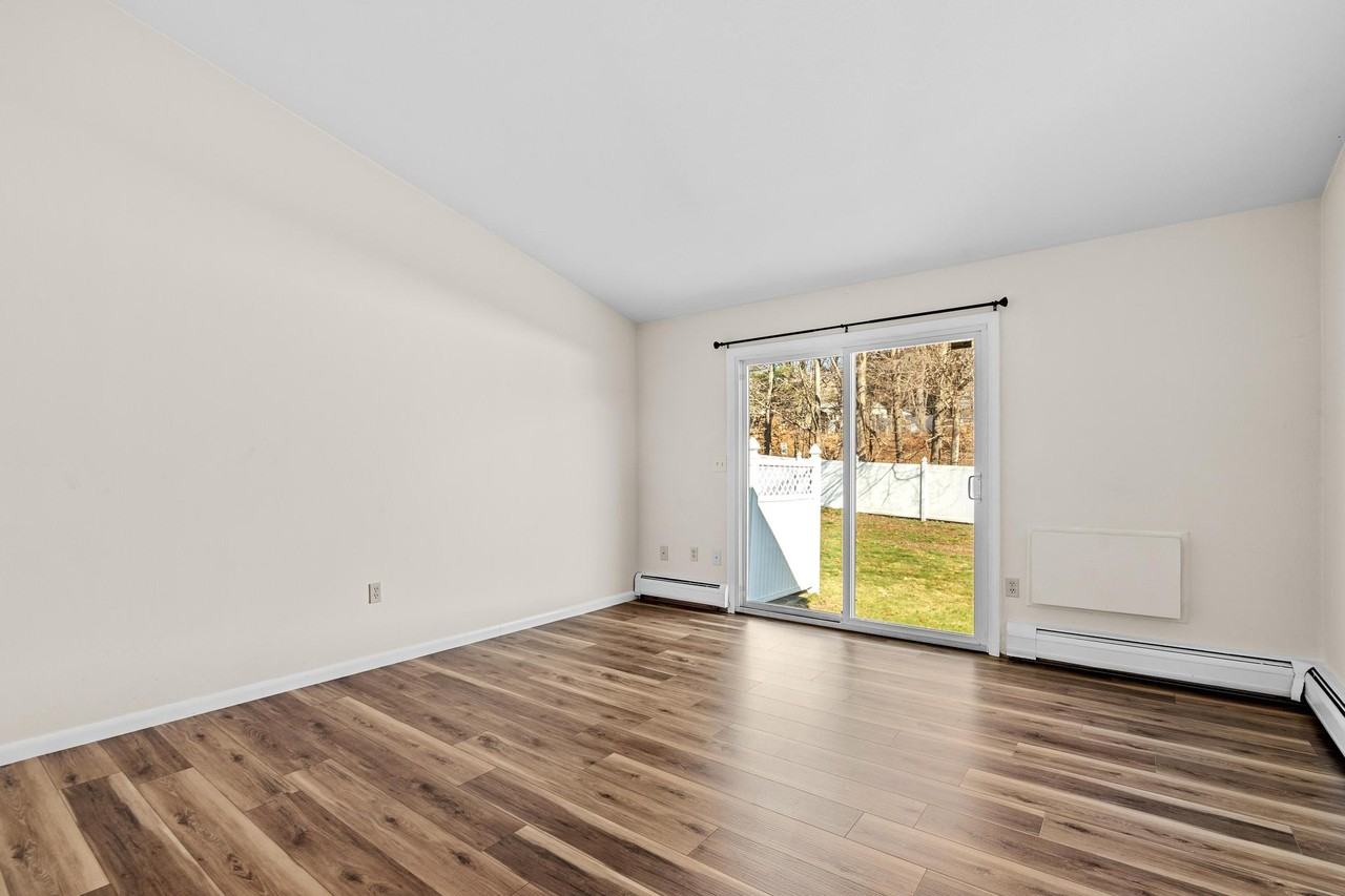 50 E Hill Rd #3L - Photo 5 of 19
