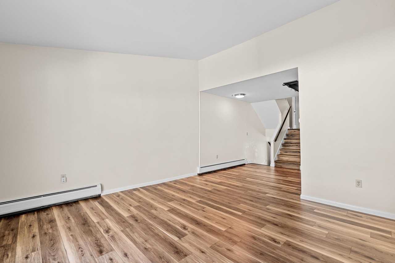 50 E Hill Rd #3L - Photo 6 of 19