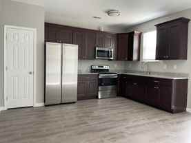 1307 W 27th St #NA - Photo 1 of 1