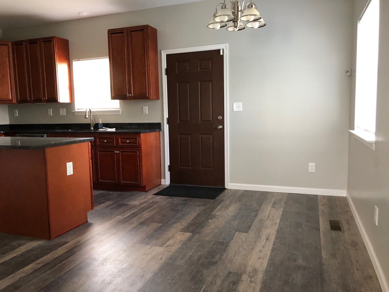 1418 W 27th St #NA - Photo 6 of 9