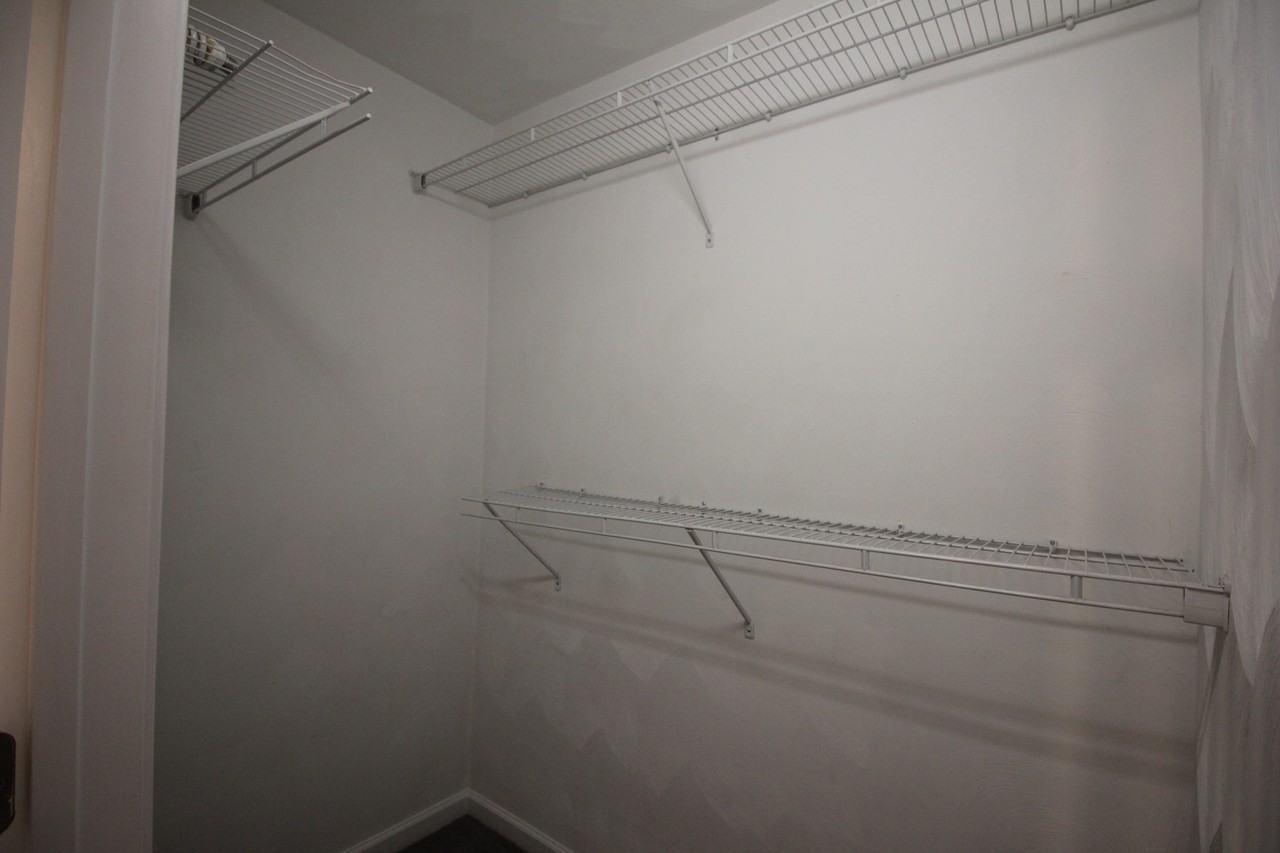 1300 W 26th St #NA - Photo 6 of 15