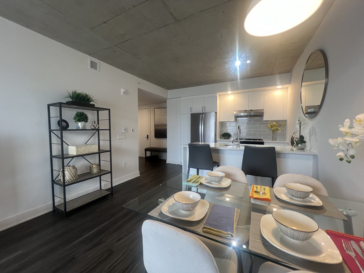 1429 Avenue de la Gare - Photo 2 of 18