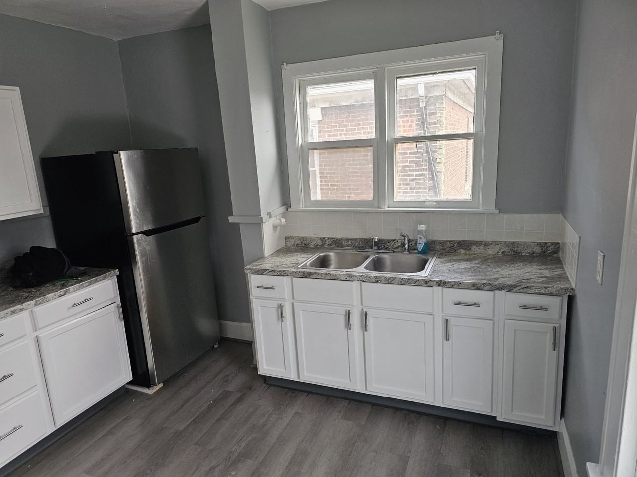 611 15th Avenue #2 - Photo 3 of 10