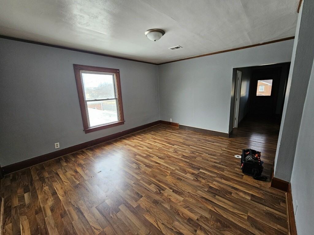 611 15th Avenue #2 - Photo 5 of 10