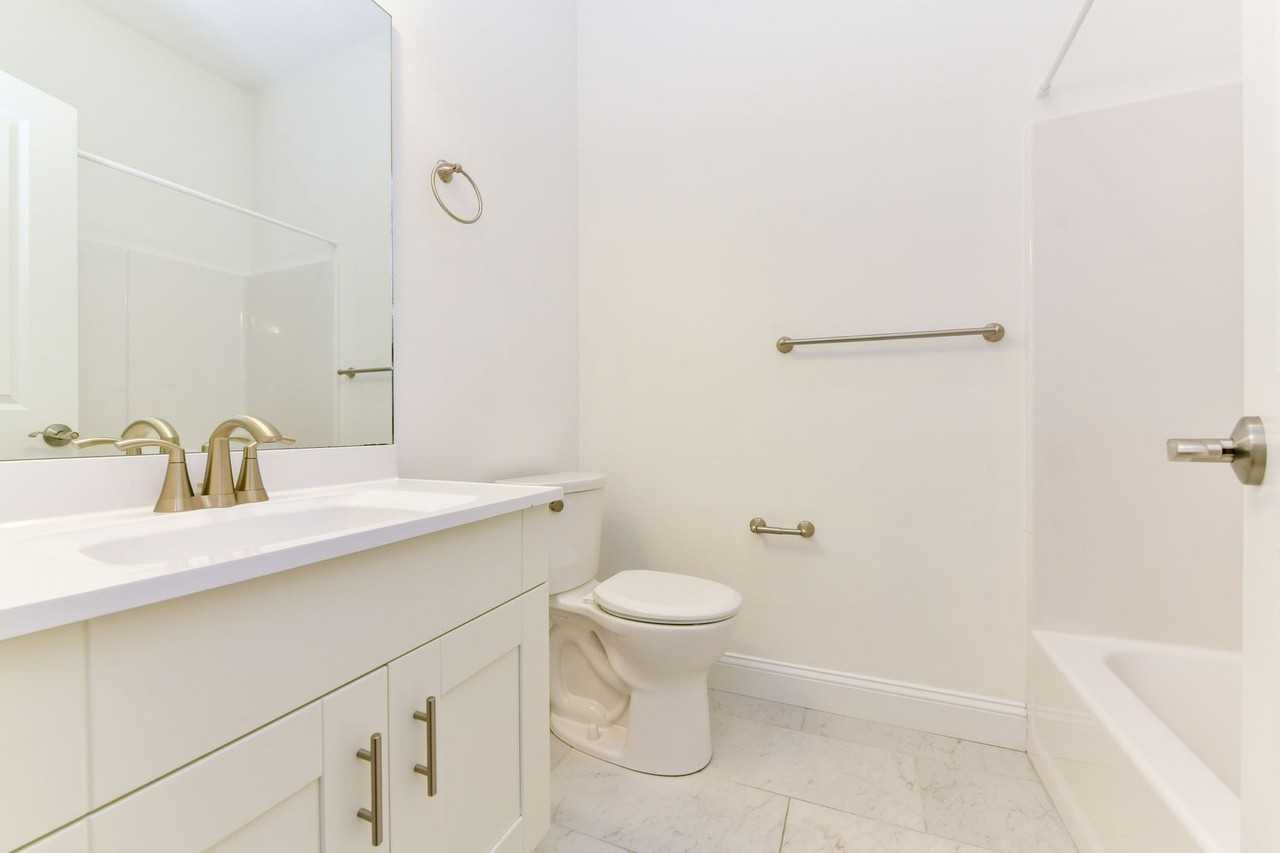 VELKOR 245 NOMINEE TRUST - Photo 6 of 32