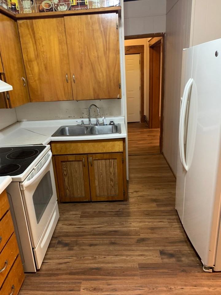 820 W Mullan Ave - Photo 3 of 9