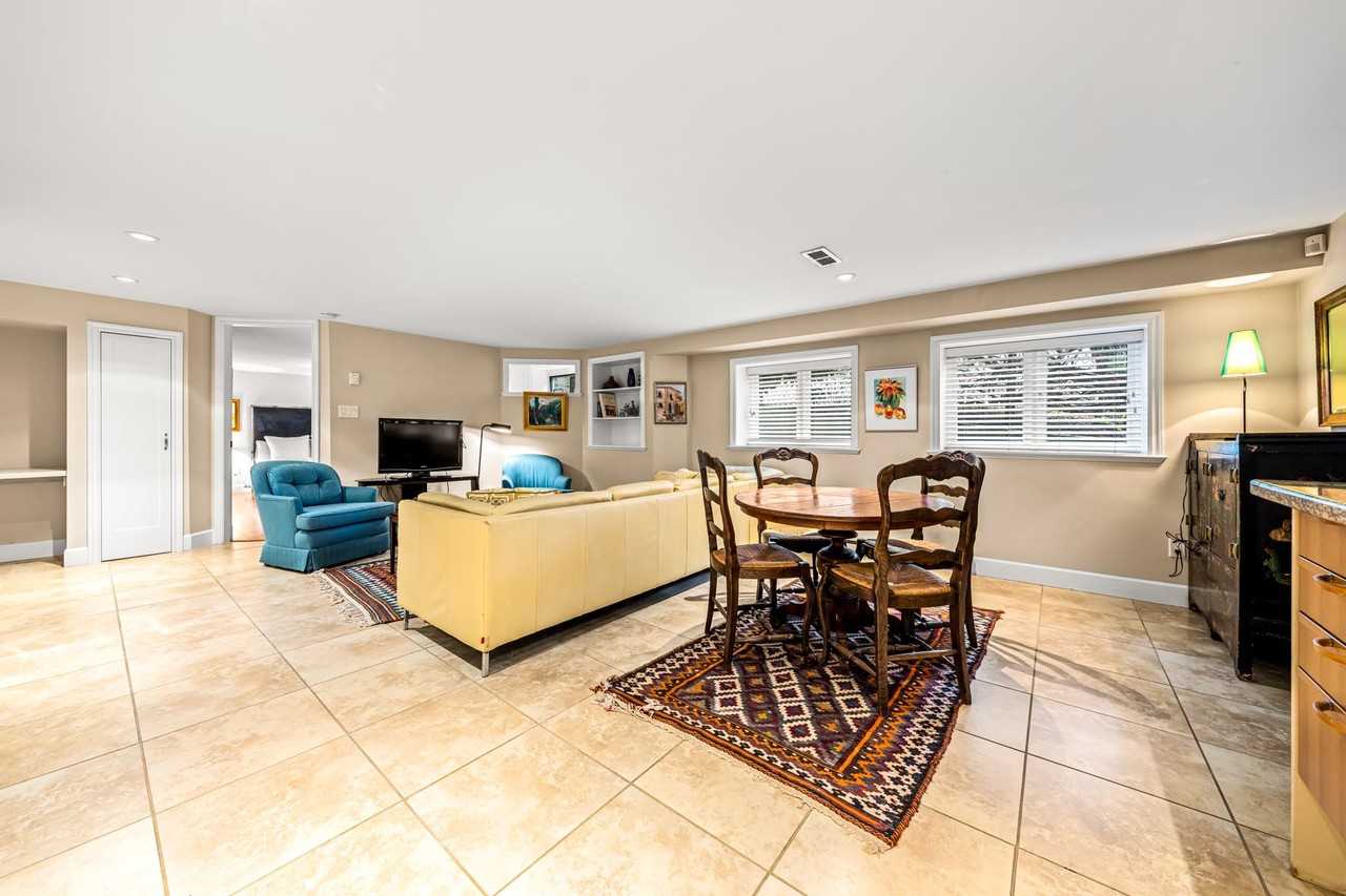 2876 West 49th Avenue - Photo 2 of 24