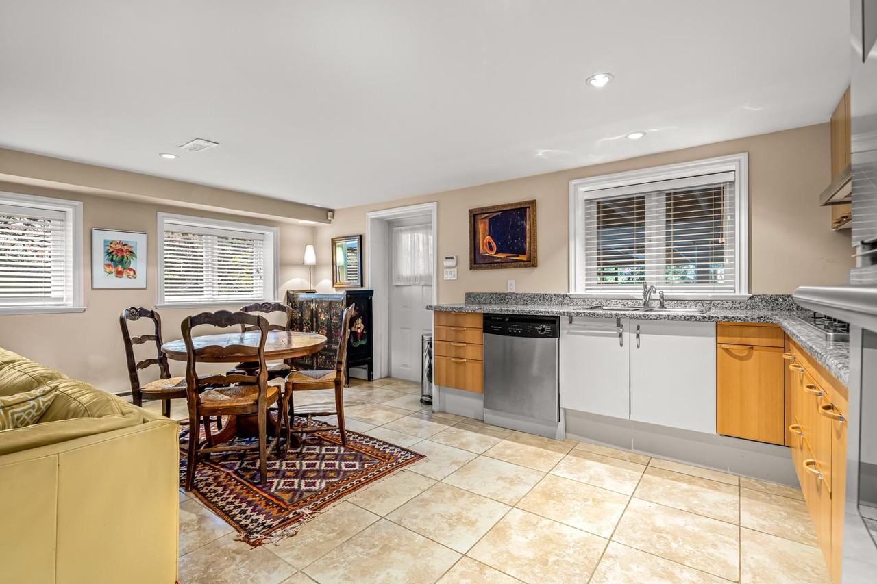 2876 West 49th Avenue - Photo 7 of 24