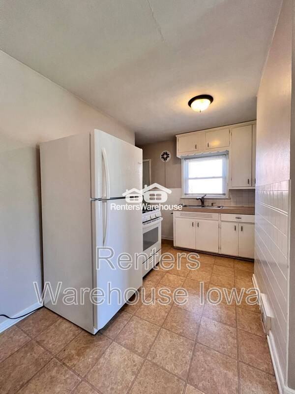 1144 Polk Blvd - Photo 4 of 13