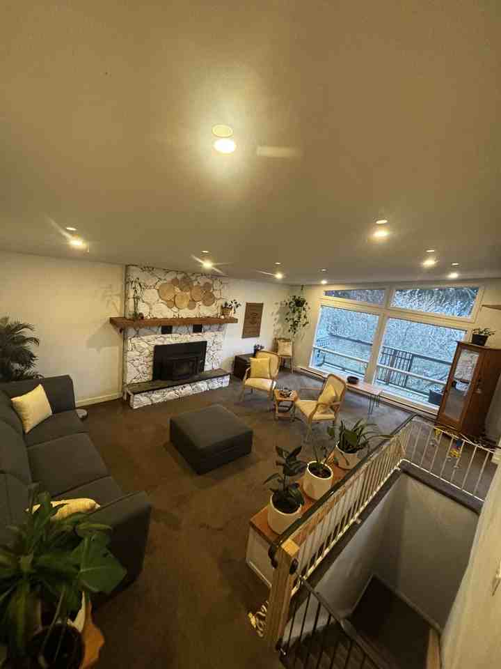 7818 West Coast Road - Photo 7 of 16