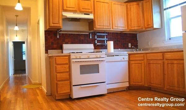 171 Windsor St #1 - Photo 4 of 23
