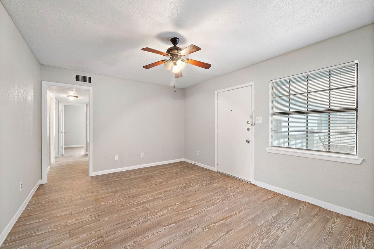 Brisa Del Mar Apartments 1927 Avenue M 1/2, Galveston, TX 77550 Zumper