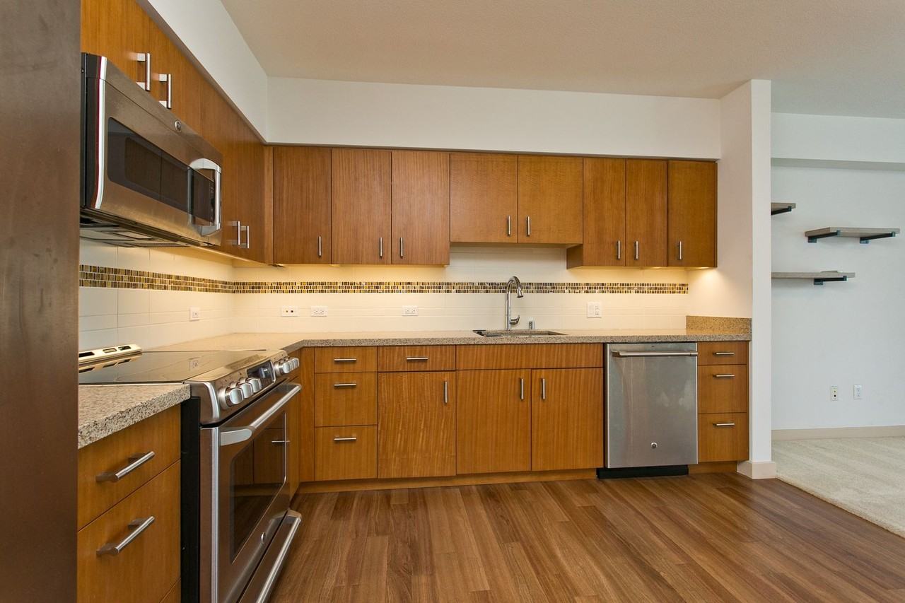555 South St #1710 - Photo 5 of 20