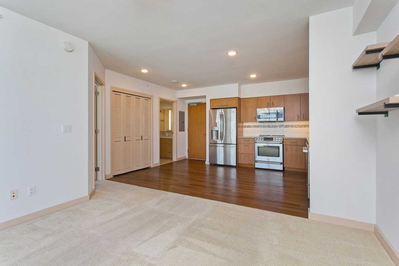555 South St #1710 - Photo 6 of 20