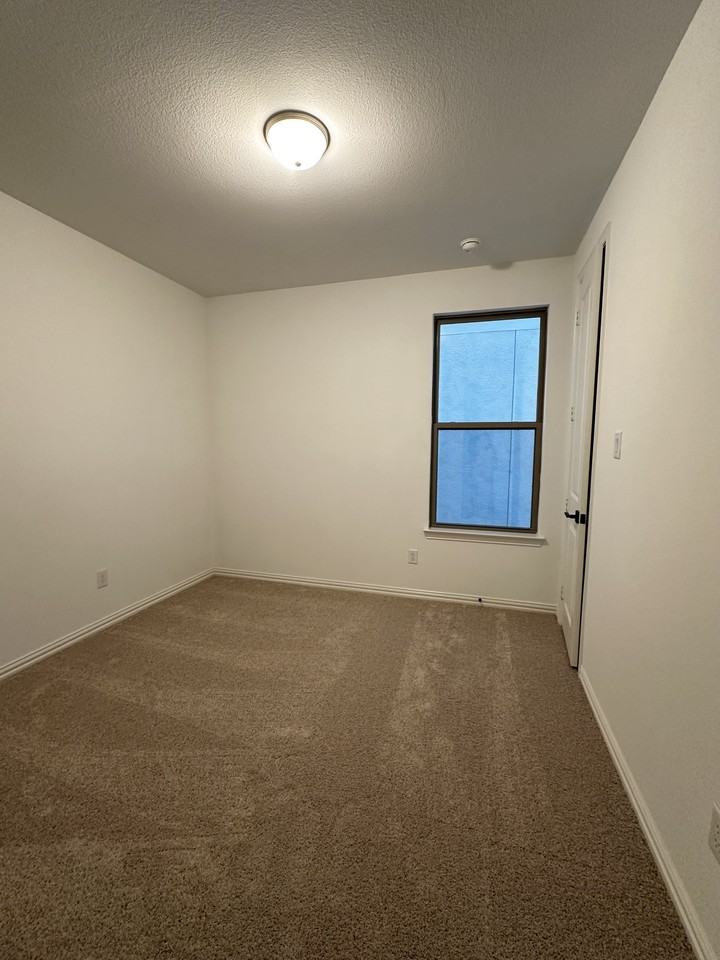 4357 Henderson Ave #NA - Photo 3 of 18