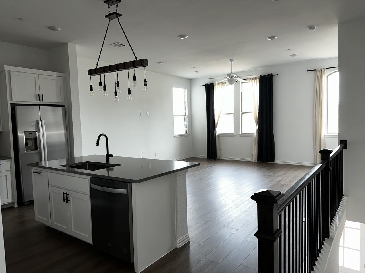 4357 Henderson Ave #NA - Photo 4 of 18