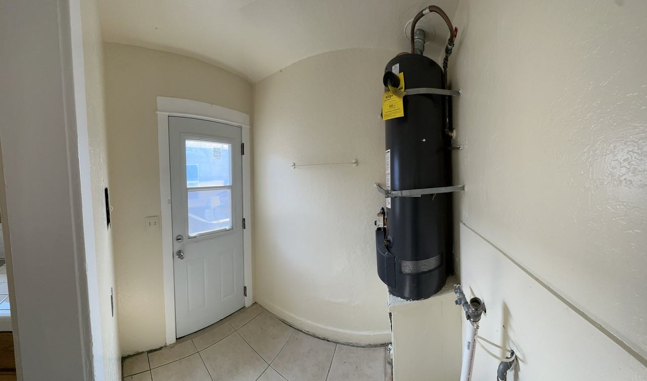 4514 E 57th St #4514 - Photo 2 of 11