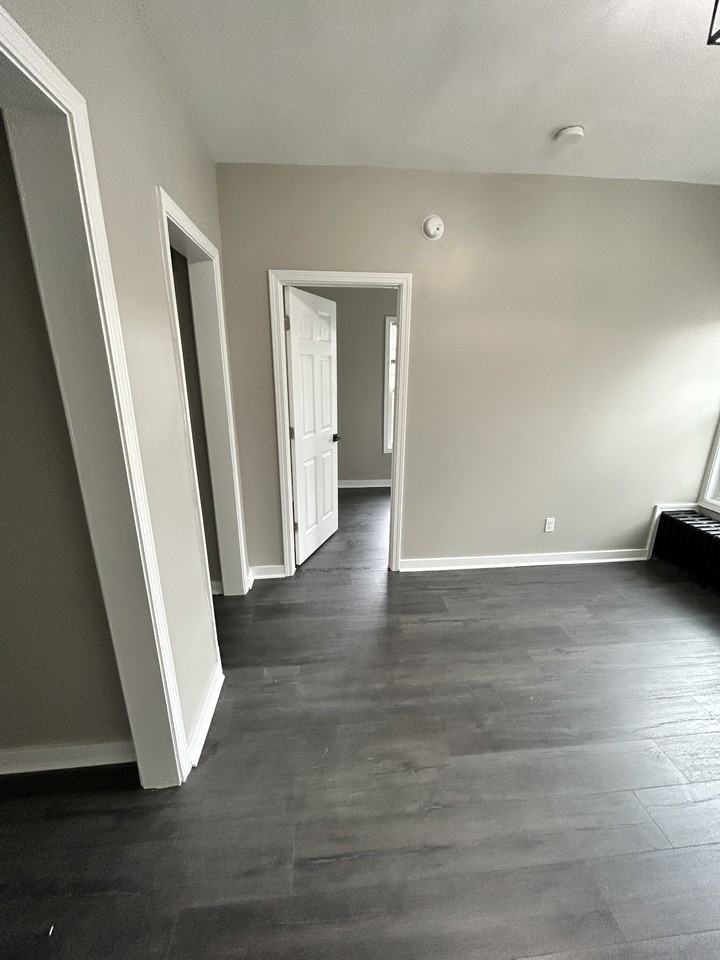 237 Highland St #401 - Photo 4 of 10