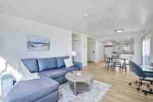 featured image of 6675 Paseo Del Norte #B