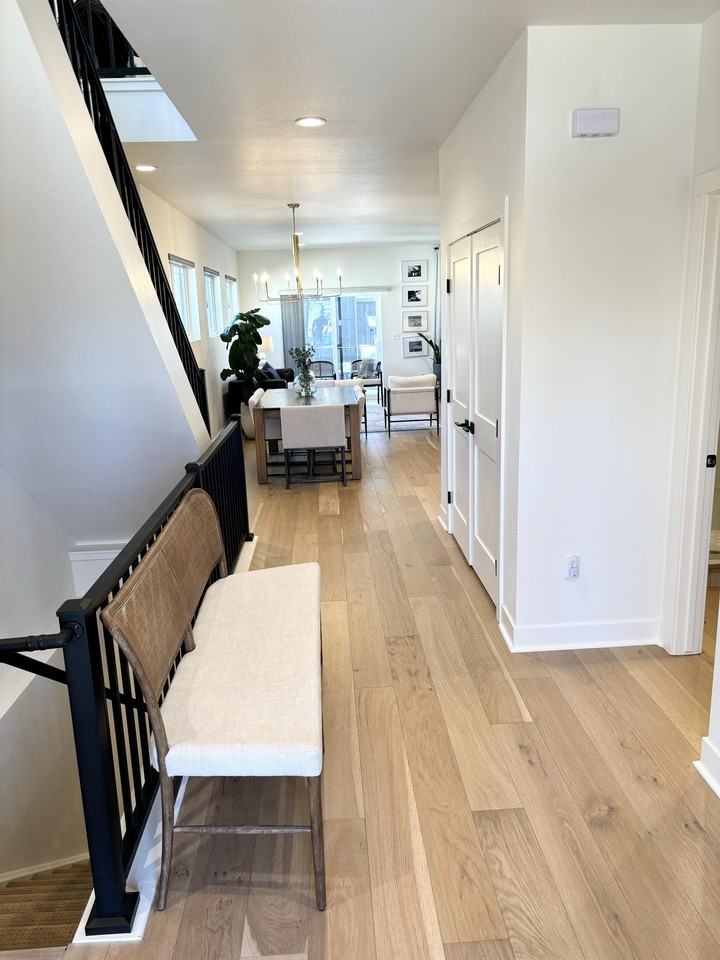 515 Pierce St #1 - Photo 4 of 34