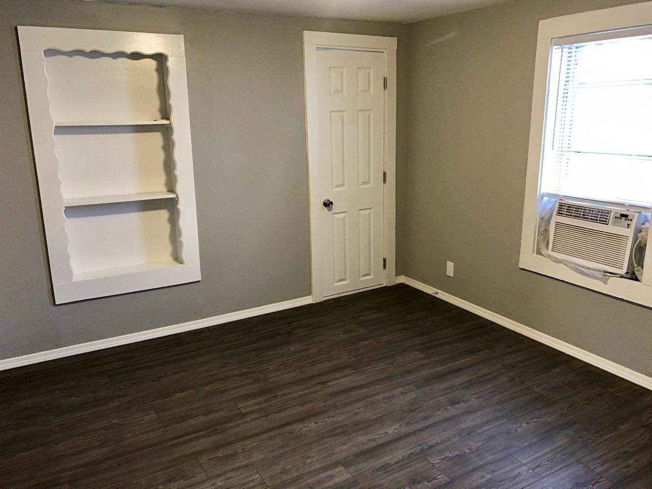 207 N Walnut Ave #1 - Photo 4 of 7