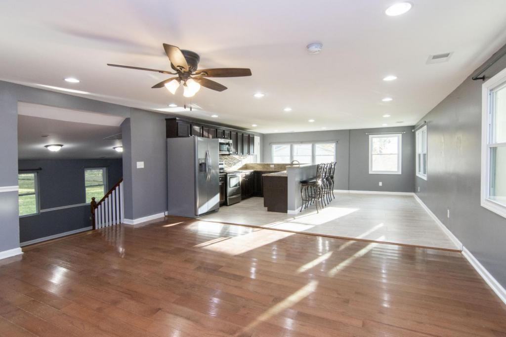 3405 Pebble Dr - Photo 5 of 33