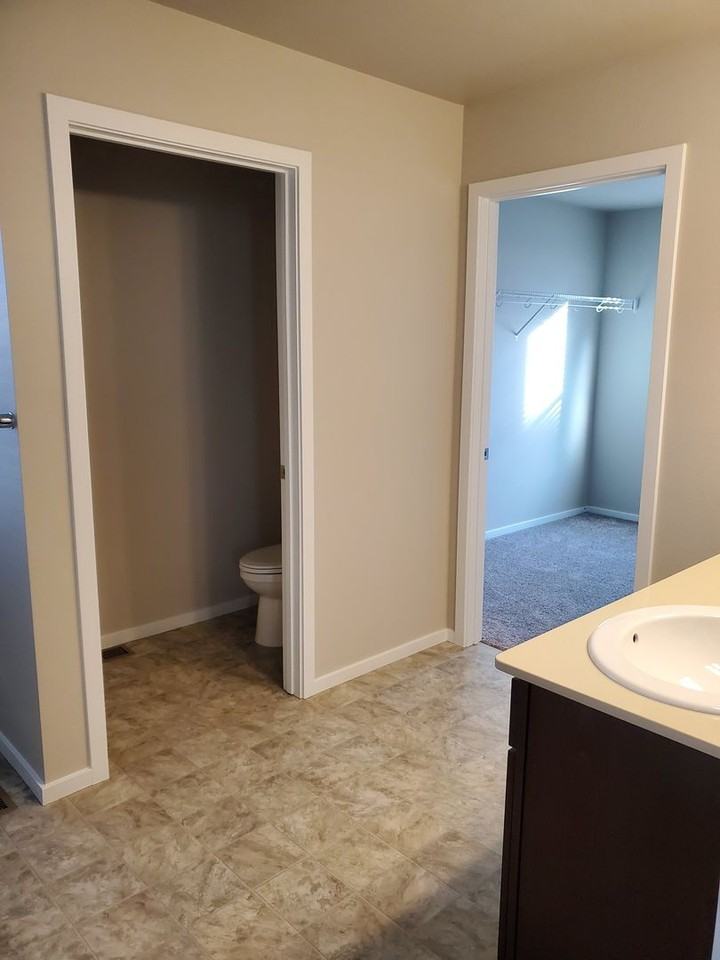 7922 S Fruitvale Ln - Photo 4 of 14