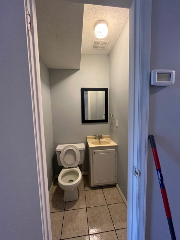 112 Carriage Pl #2 - Photo 5 of 14