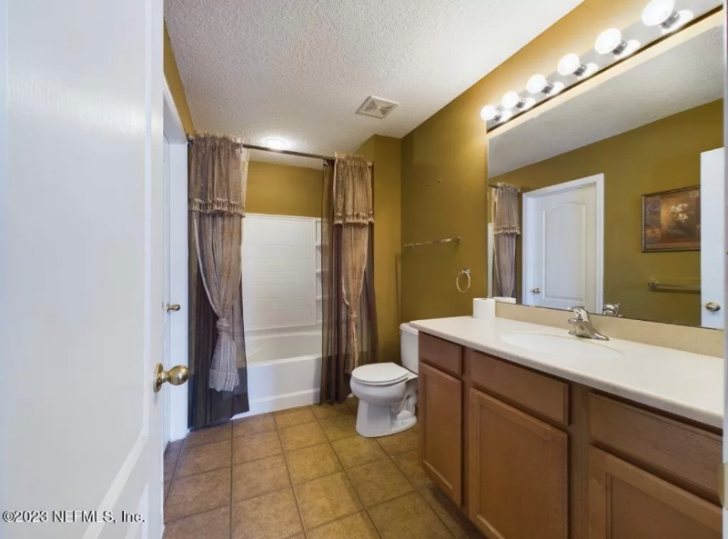 12295 Black Walnut Ct - Photo 6 of 12