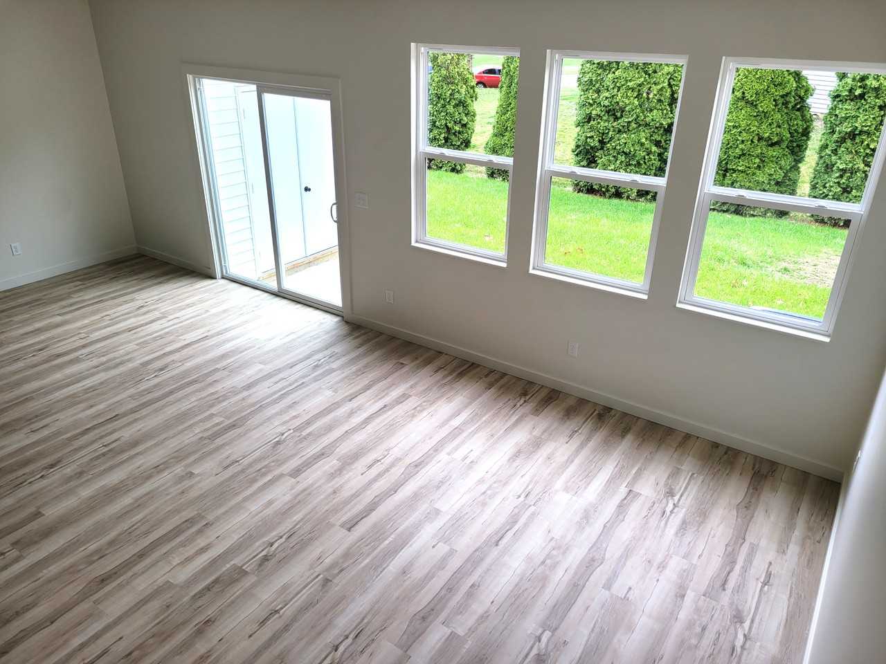 2447 Easton Ln #2447 - Photo 7 of 47