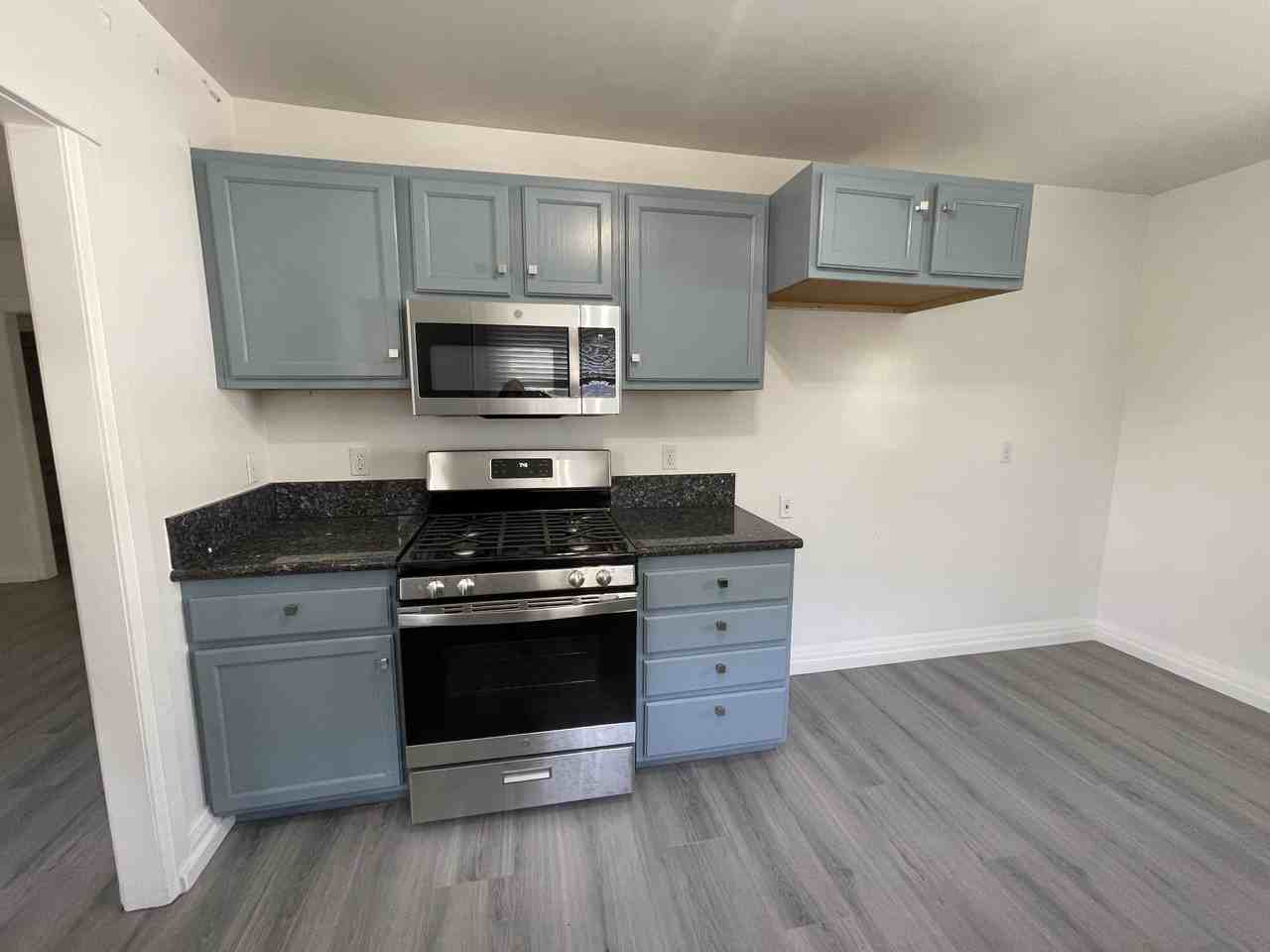 1818 Gardena Ave #NA - Photo 3 of 17