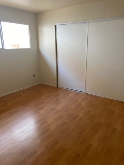 10230 Samoa Ave #208 - Photo 3 of 5