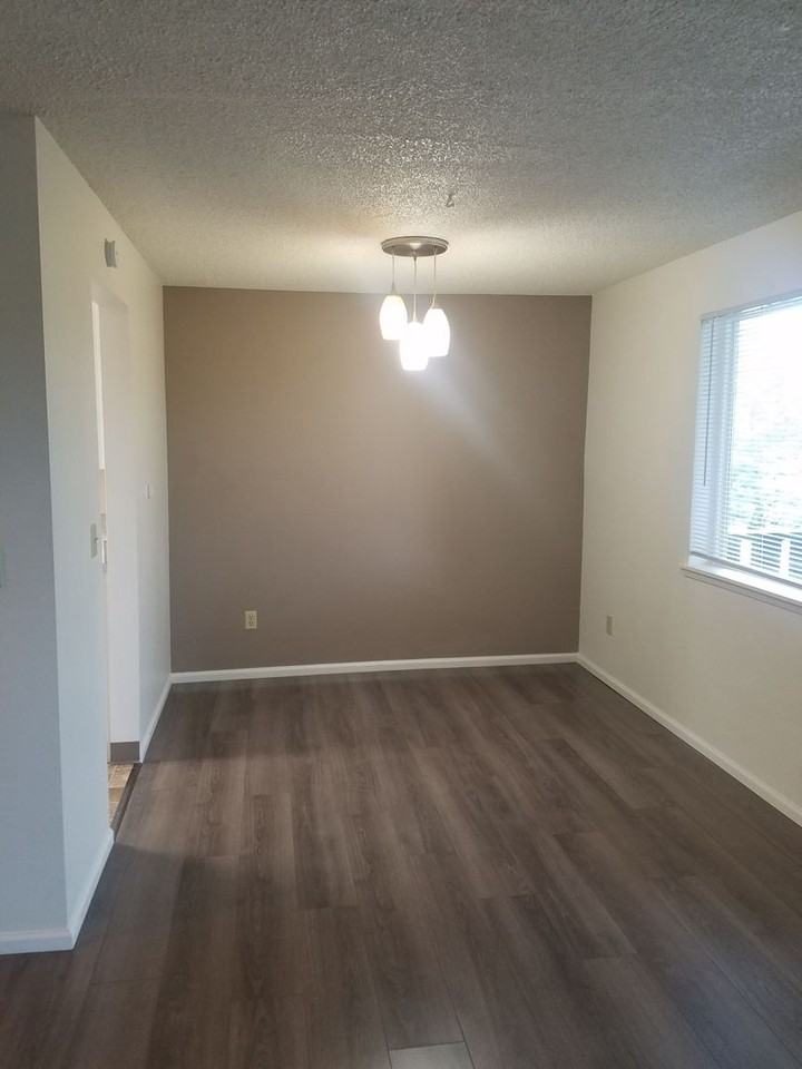 Stratford Heights in University Place - Photo 6 of 50