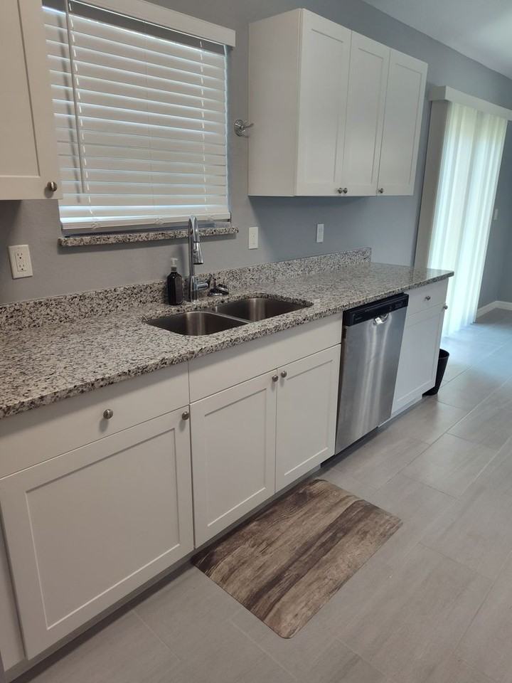 19046 Saint Augustine Dr - Photo 2 of 16