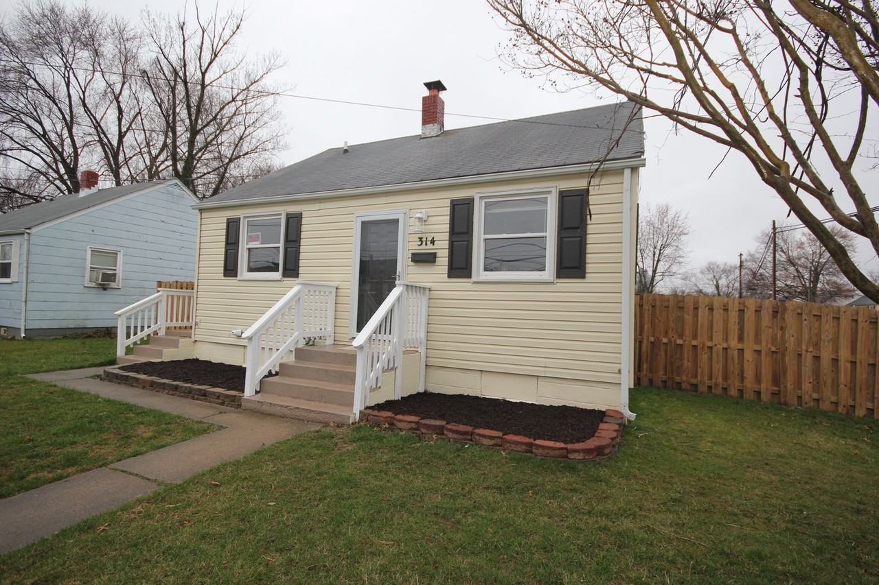 314 Old Post Rd - Photo 2 of 35