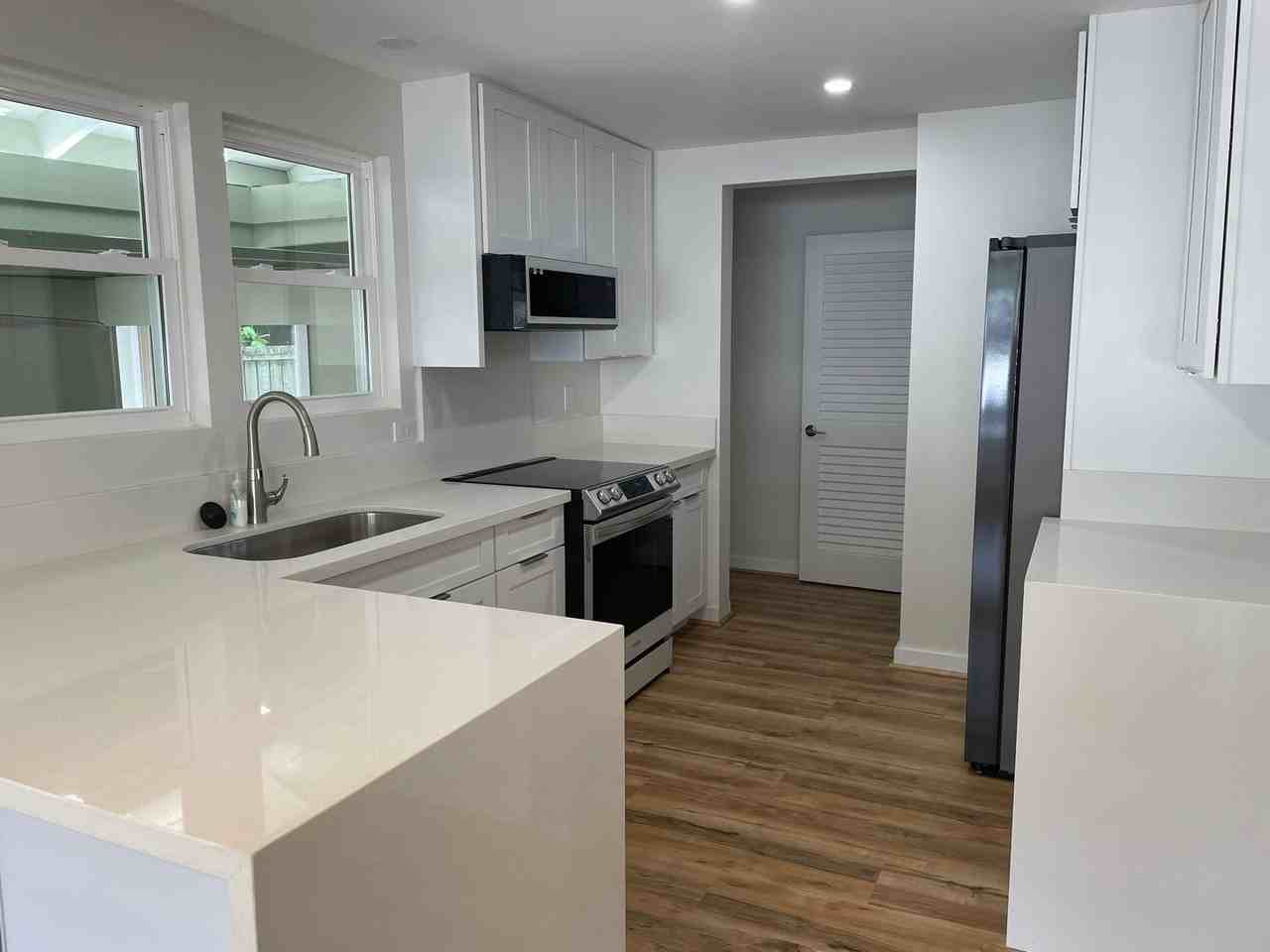 1224 Keolu Dr - Photo 3 of 19