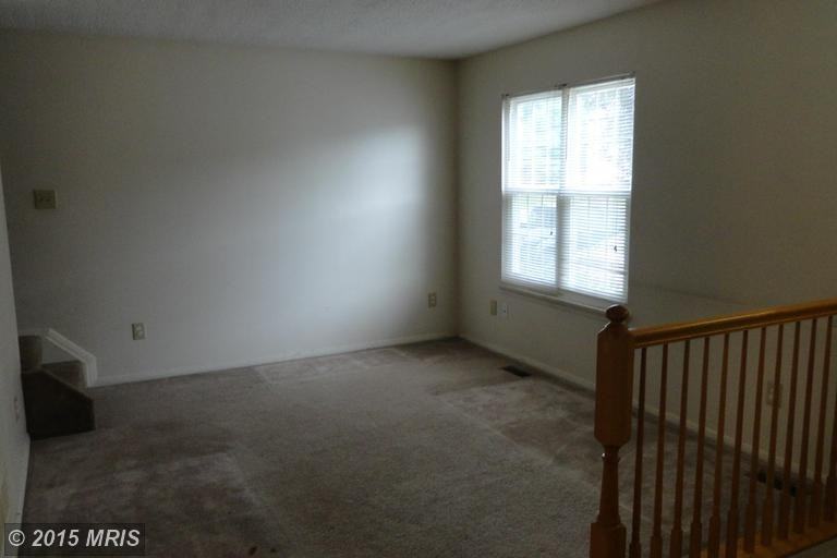 13 Anchor Ct - Photo 3 of 16