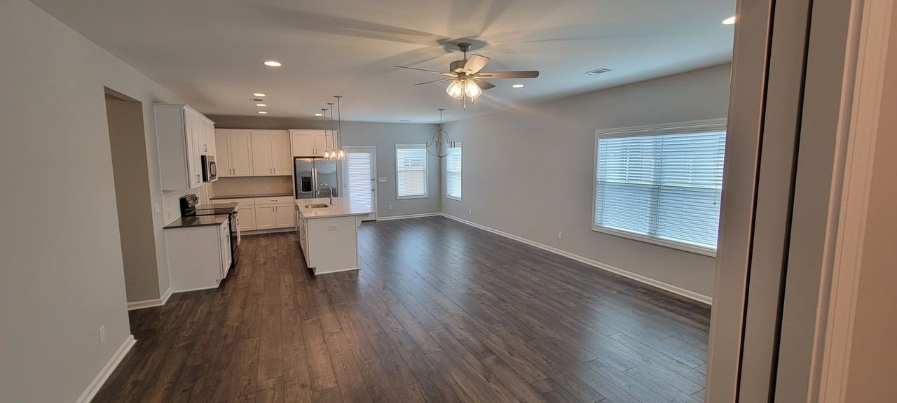 857 Hedgefield Way - Photo 5 of 50