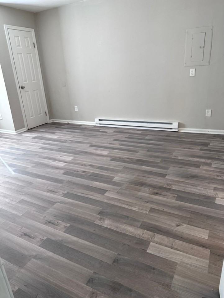 Ashlawn Apartments - Photo 3 of 6