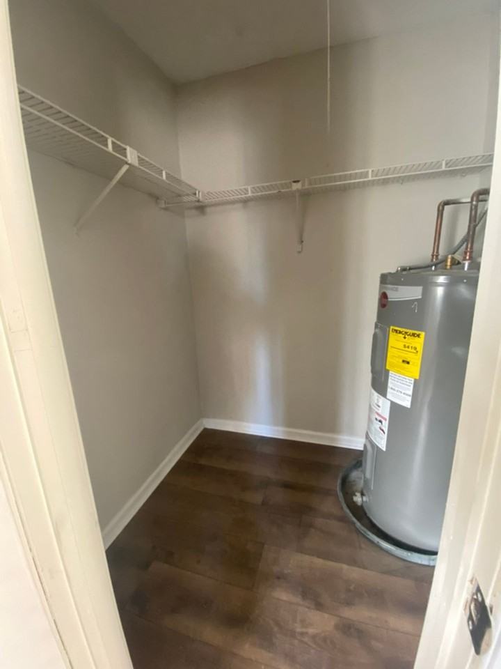 Ashlawn Apartments - Photo 5 of 6