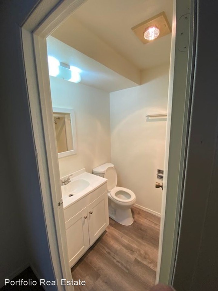 1205 Ivy Ave - Photo 3 of 10