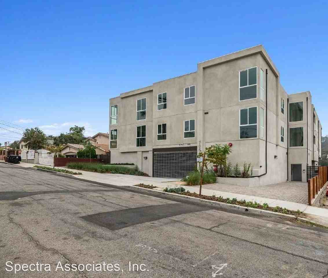7064 Greeley St - Photo 2 of 26
