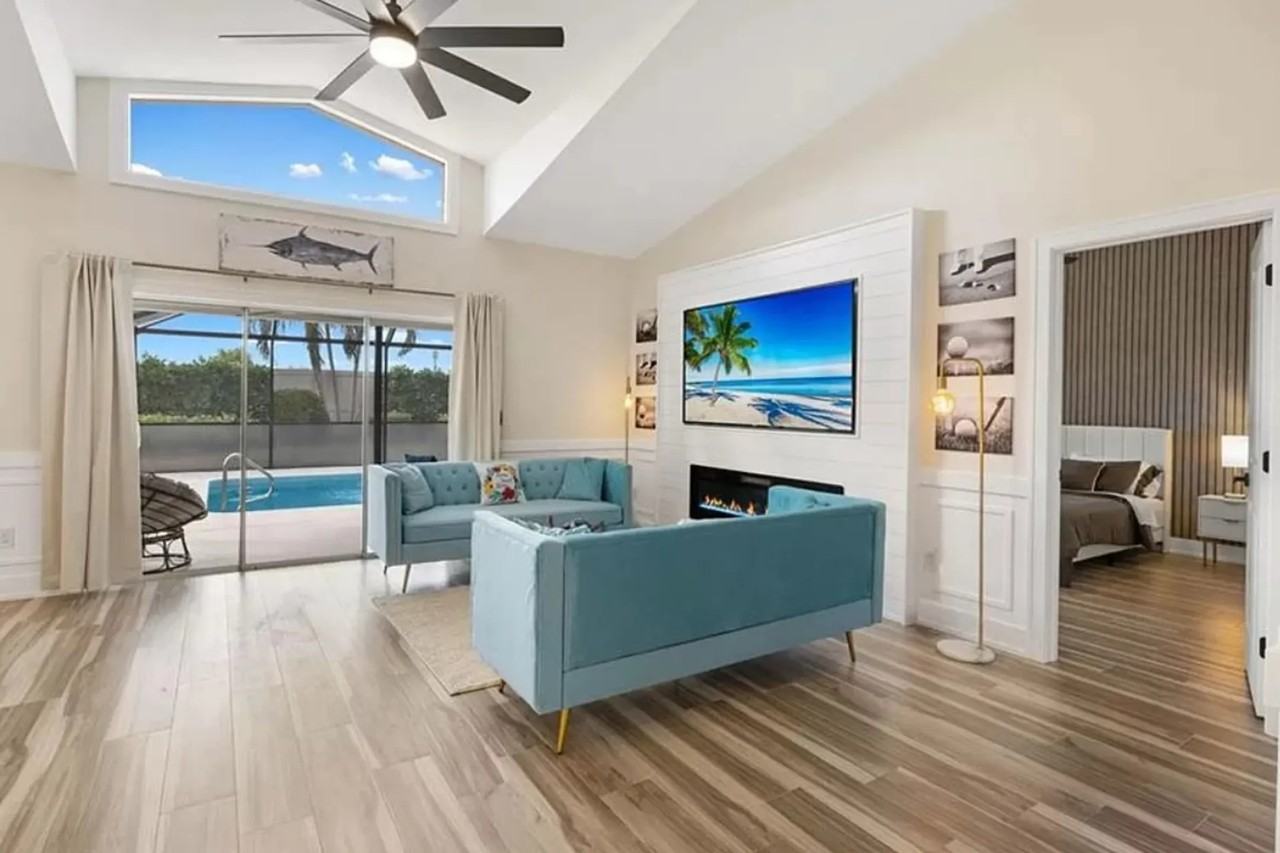 16319 Kelly Woods Dr - Photo 2 of 7