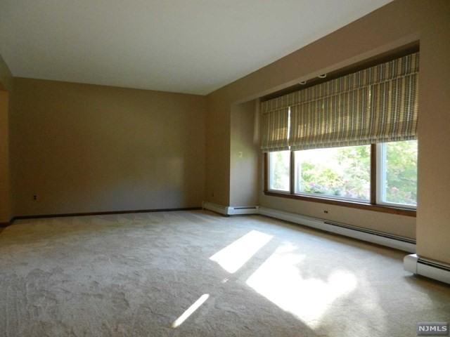 40 Deer Trail Rd - Photo 3 of 19