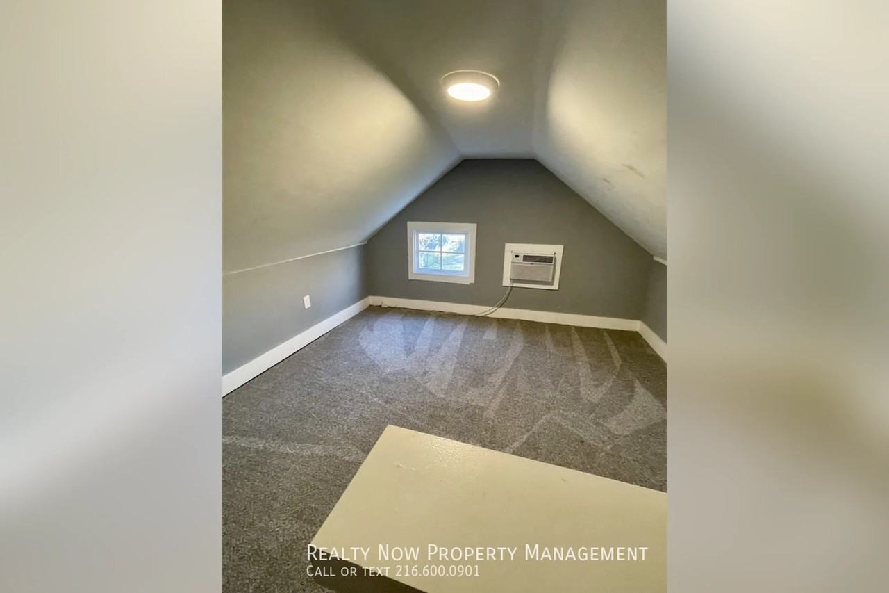 1172 Holmden Ave - Photo 2 of 8