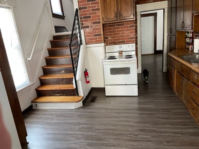 2175 Temple Ct - Photo 3 of 10