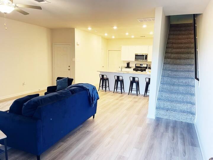 320 Stone Ct #320STONECT - Photo 2 of 9