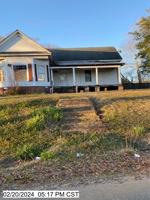 featured image of 107 Ainsworth St