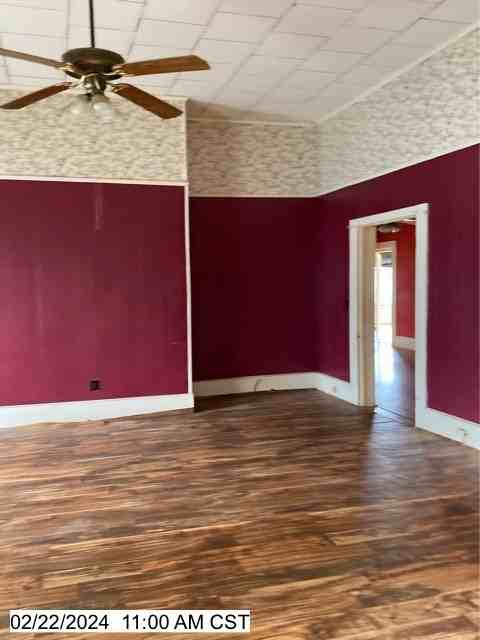 107 Ainsworth St - Photo 7 of 10