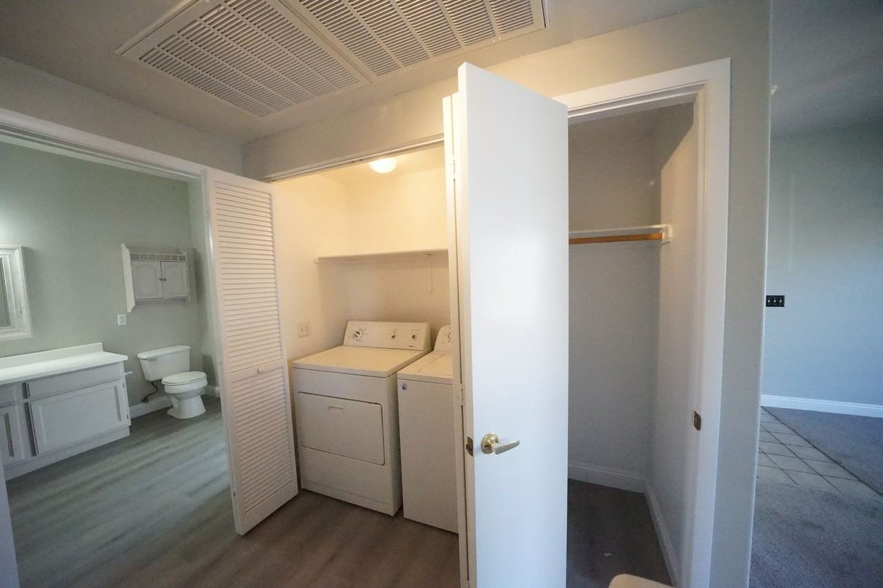 10245 S Maryland Pkwy #169 - Photo 7 of 18
